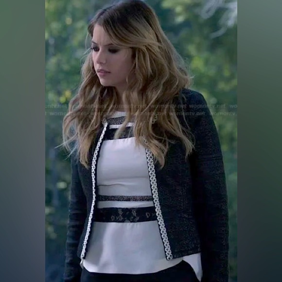 BCBGMaxAzria Tops - BCBGMAXAZRIA Lace-trim Split-back Peplum Top ASO Hanna Marin Ravenswood PLL